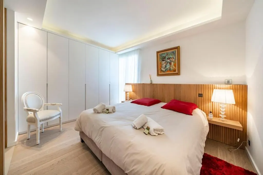 Apartment Croisette Appartement Vue Mer 3 Chambres Cannes France