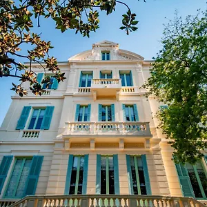 Hostal Banana's Camp, Cannes